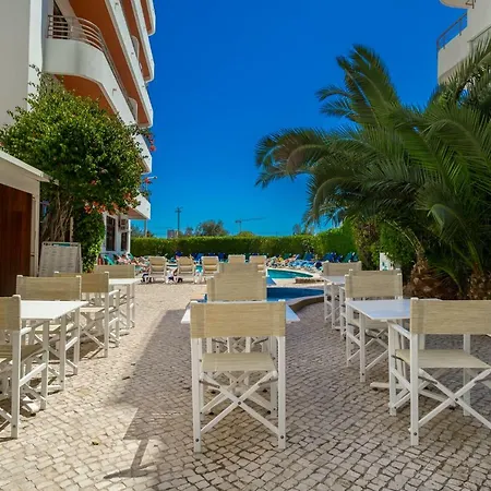 Mirachoro Da Rocha Aparthotel 2*