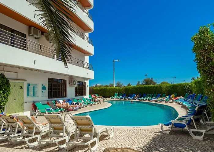 Mirachoro Da Rocha 2*