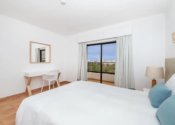 Mirachoro Da Rocha Portimão