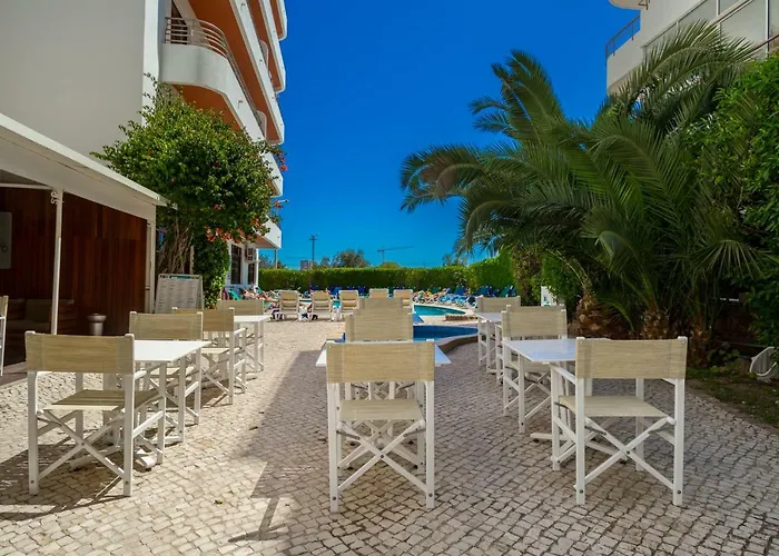 Mirachoro Da Rocha Apartmanhotel 2*